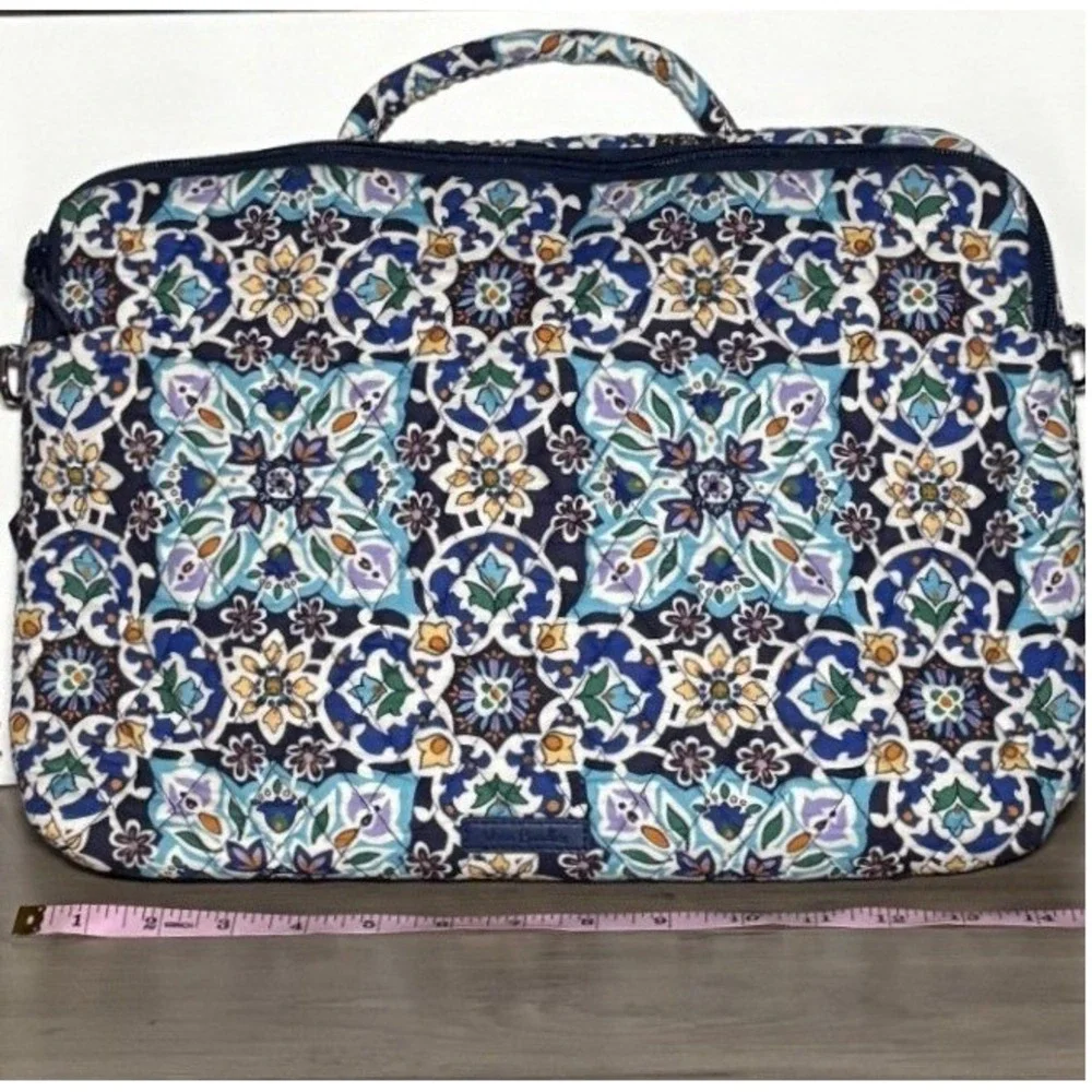 Vera Bradley Lisbon Medallion Cool Laptop Bag Case 14" Blue White - Picture 3 of 6